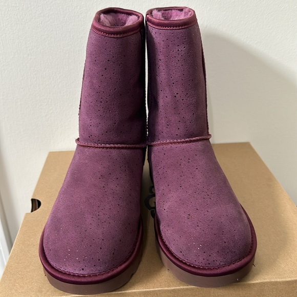 Women’s UGG Classic short Metallic Spots US7 - Picture 5 of 8